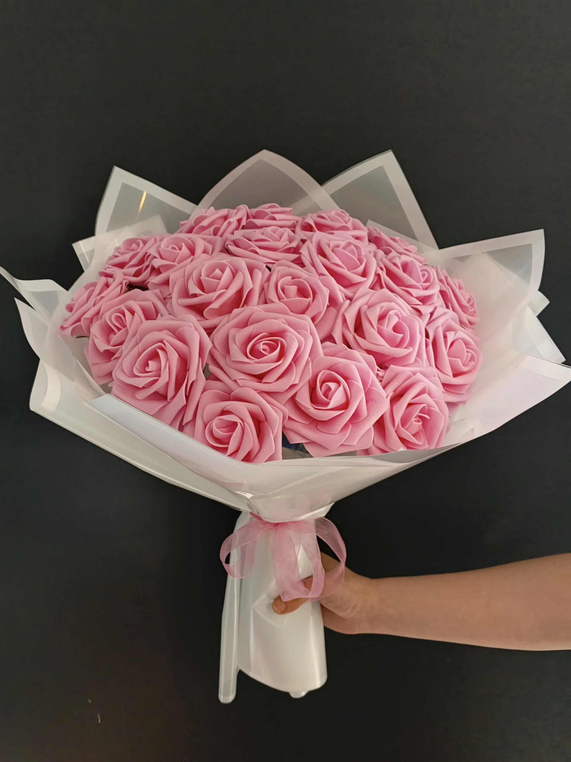 25 Li Pembe Yapay Gül Buketi